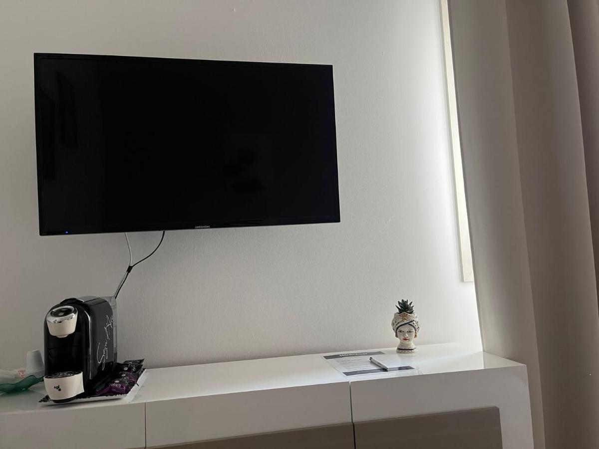 Horizon Suites Чефалу Екстериор снимка