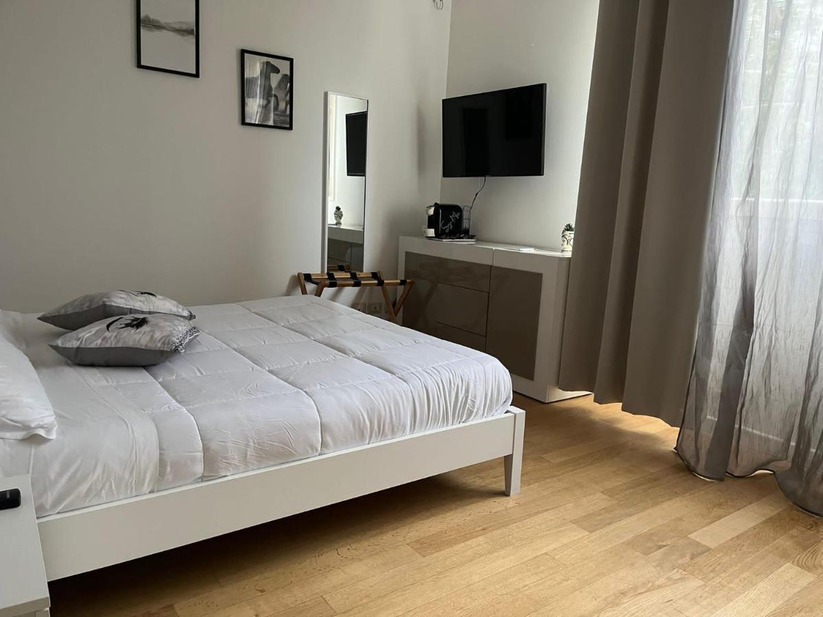 Horizon Suites Чефалу Екстериор снимка